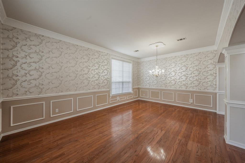 5549 Mountain Valley Drive