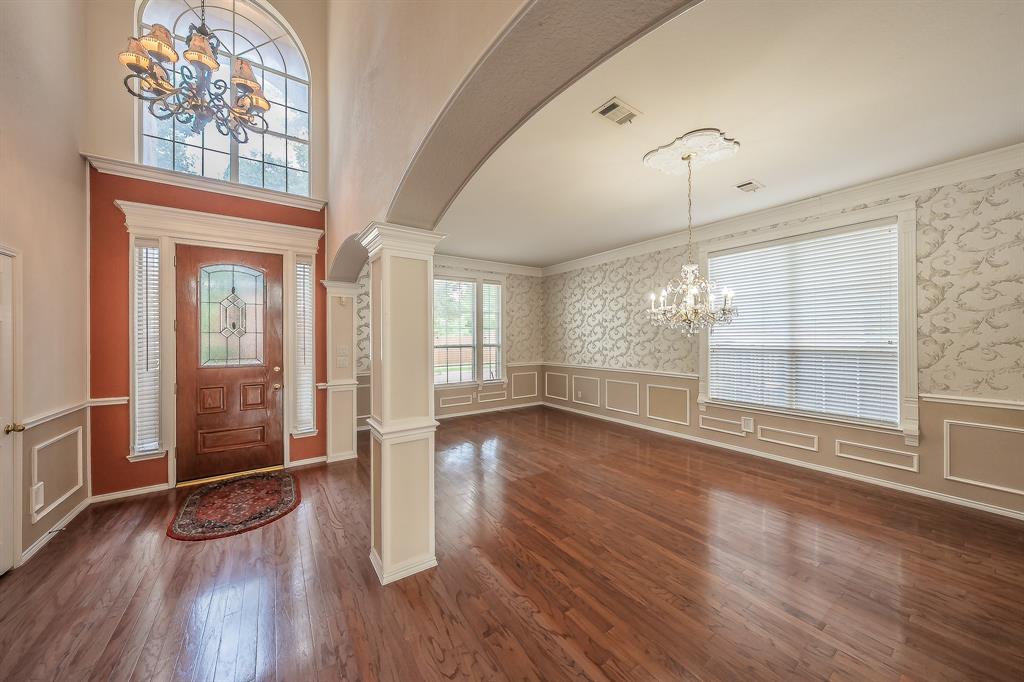 5549 Mountain Valley Drive