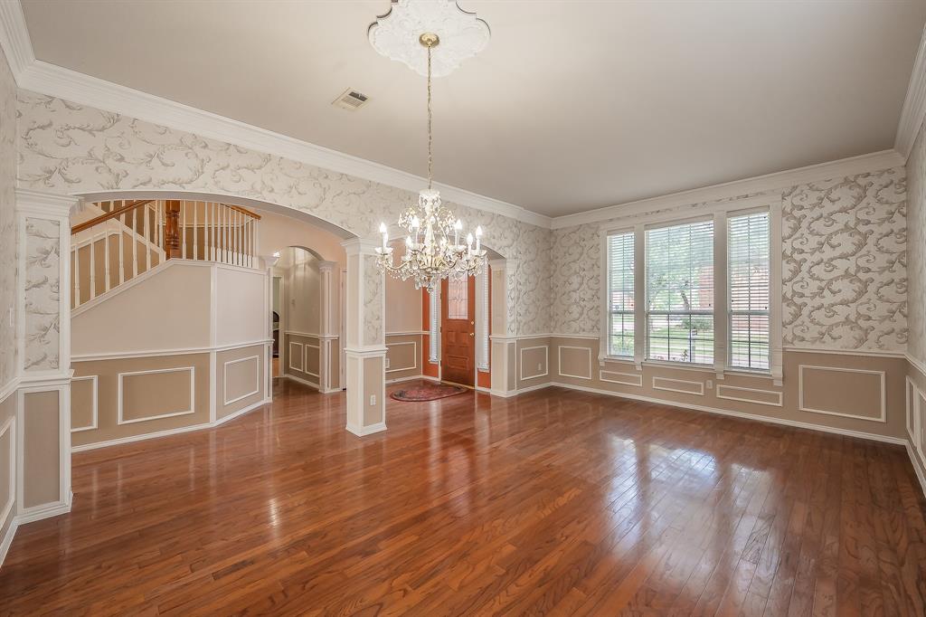 5549 Mountain Valley Drive