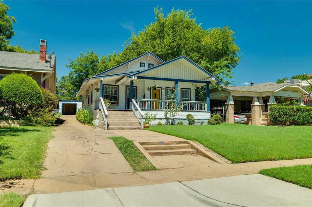 1716 Thomas Place