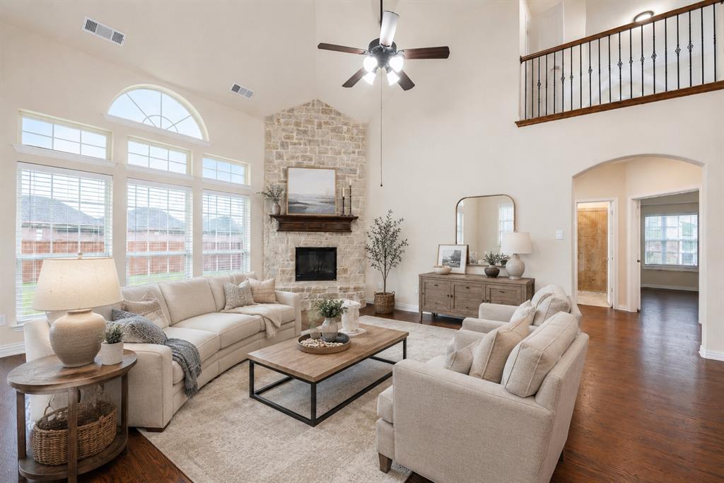 9828 Milkweed Lane