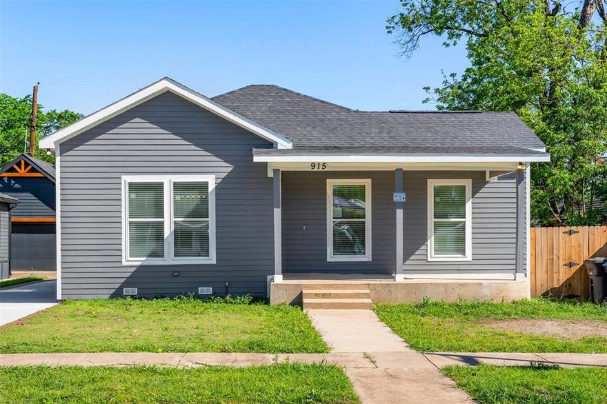 New PRICE!!!! Bring your offers! — Don’t Miss This Opportunity!
Welcome to this cozy 3-bedroom, 3-bathroom home full of charm! This residence has been completely restored like new, featuring brand-new flooring, roof, windows, and HVAC systems—providing peace of mind for years to come. Step inside to an open-concept layout enhanced by recessed lighting throughout, creating a bright, modern space perfect for both entertaining and everyday living. The kitchen offers built-in cabinetry, an electric cooktop, and beautiful marbel countertops with ample space—ideal for preparing meals and hosting family dinners. Outside, a concrete driveway extends to the backyard, where you’ll find a spacious and private setting perfect for gatherings, cookouts, or simply relaxing. Located in the Historic Southside of Fort Worth, this home is just minutes from the medical district, schools, coffee shops, dining, and major entertainment. Convenient access to Highways 287 and I-35 makes commuting a breeze.   
Don’t miss this one—schedule your showing today!