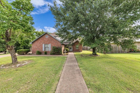 Photo of 115 Turtle Cove Drive, Elm Mott, TX 76640 (MLS # 21312118)