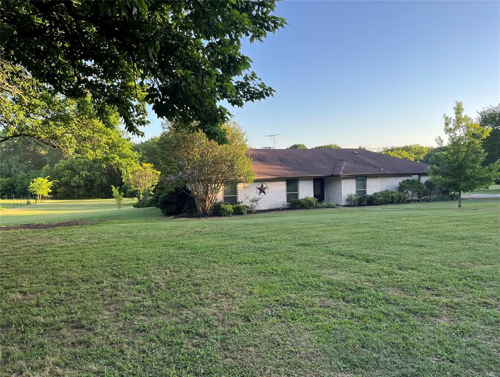 2964 Briar Trail
