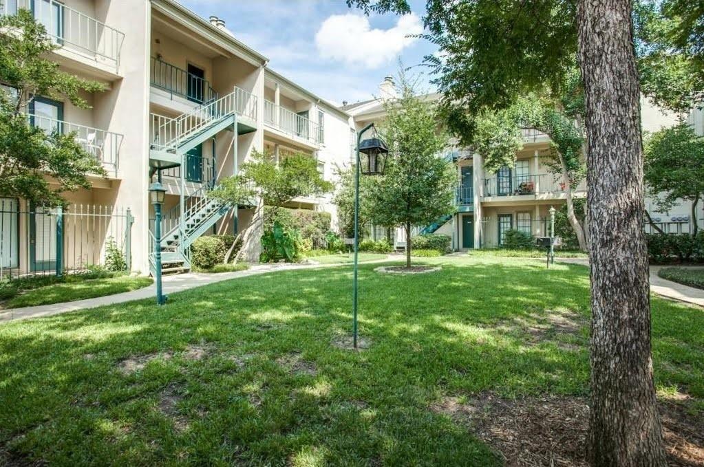 Bryan Place Condo - Residential