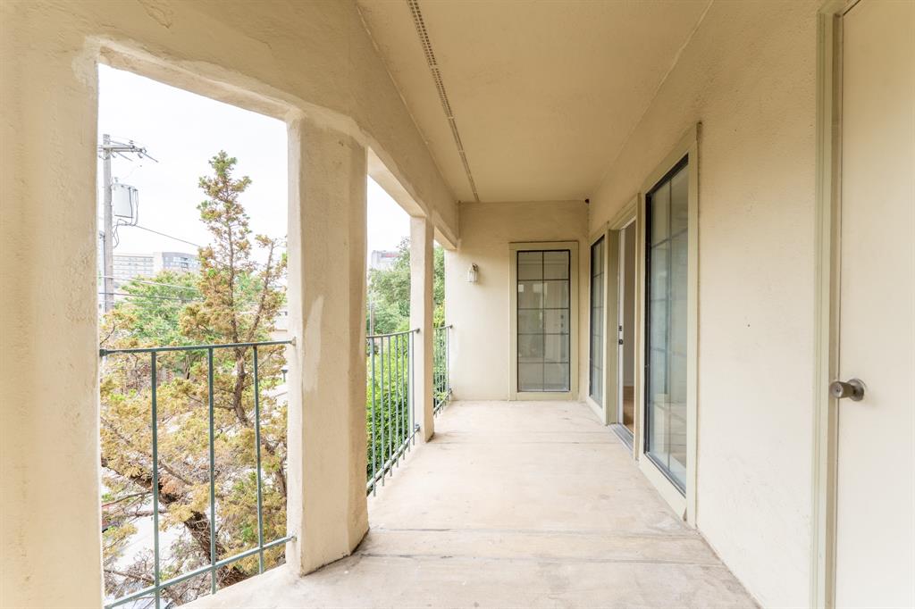 Bryan Place Condo - Residential