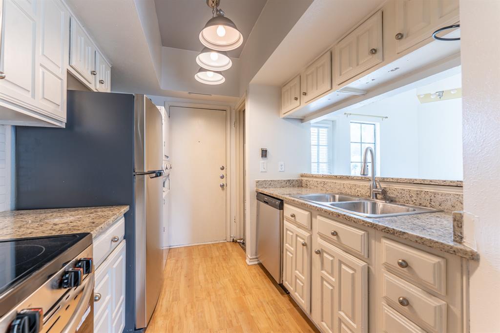 Bryan Place Condo - Residential