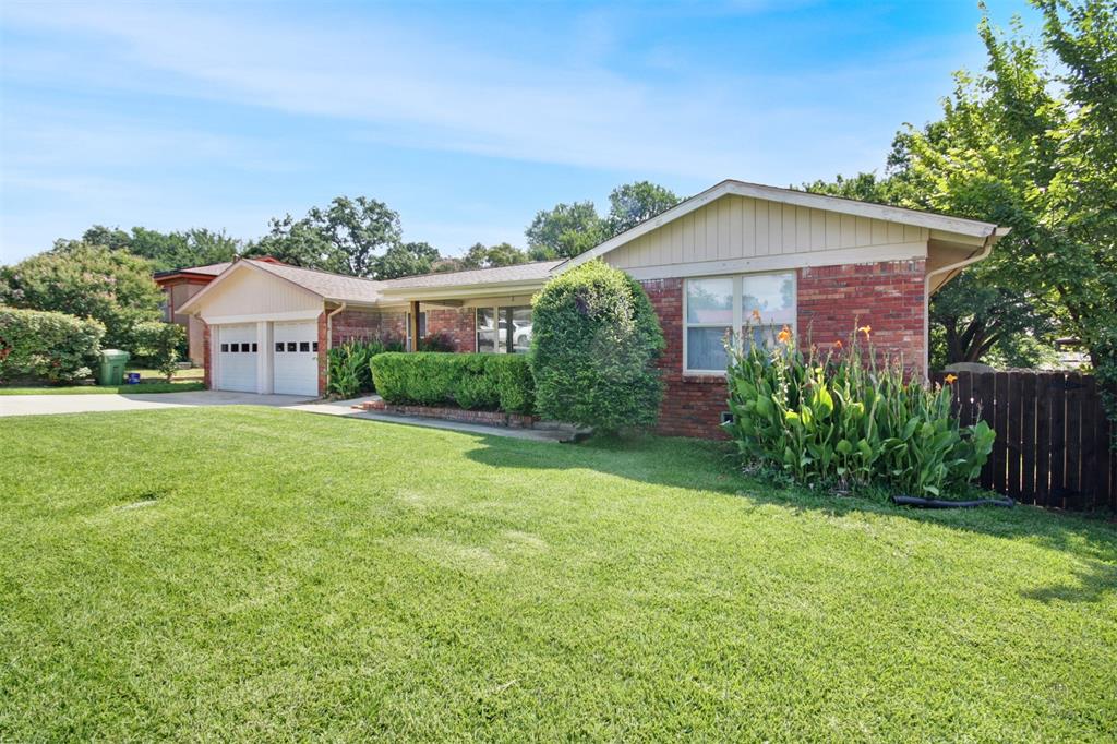 804 Lee Drive