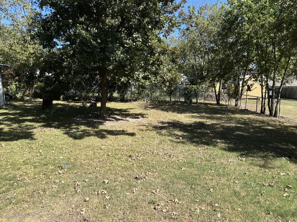 Orig Town Of Wolfe City - Residential