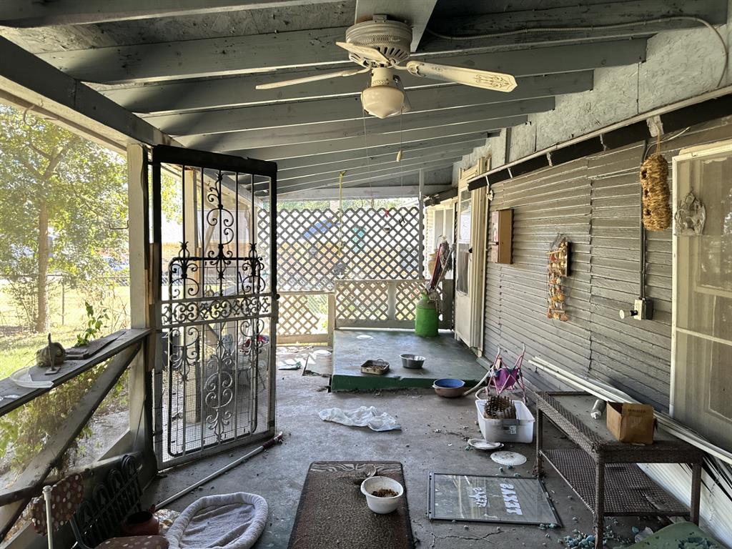 Orig Town Of Wolfe City - Residential