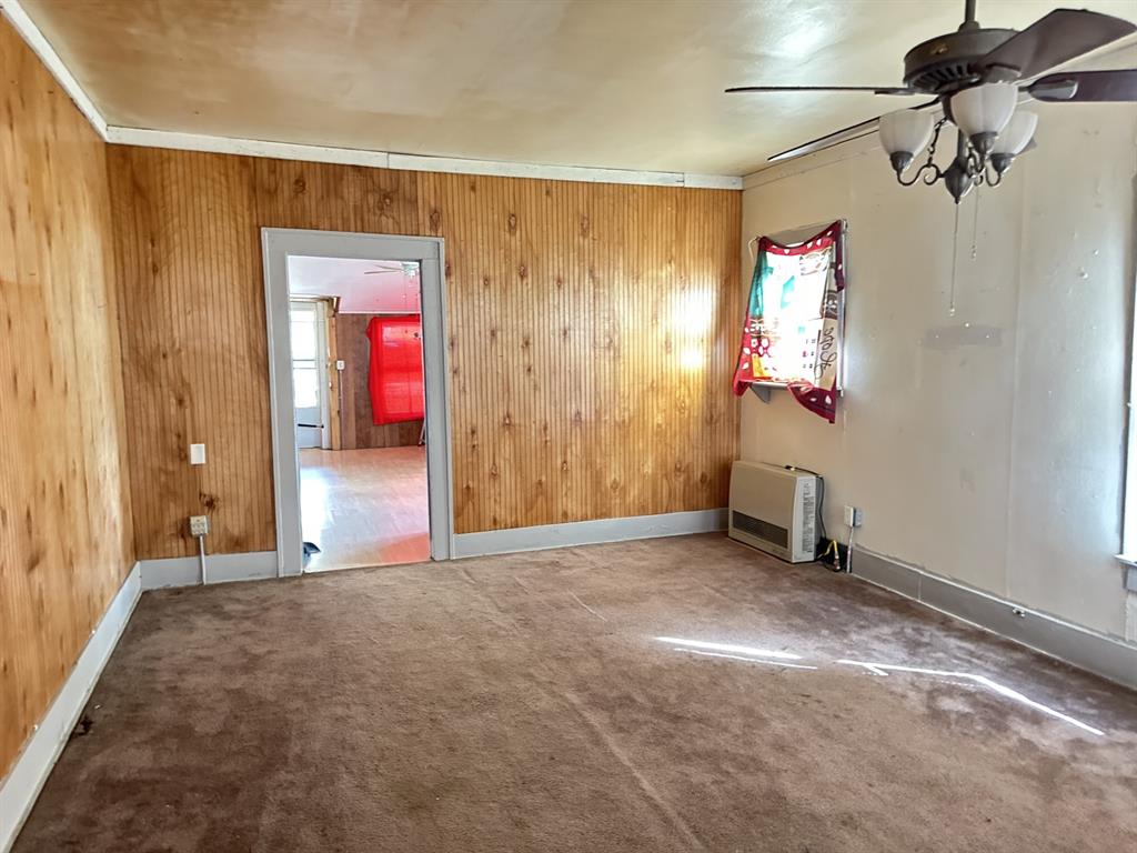 Orig Town Of Wolfe City - Residential