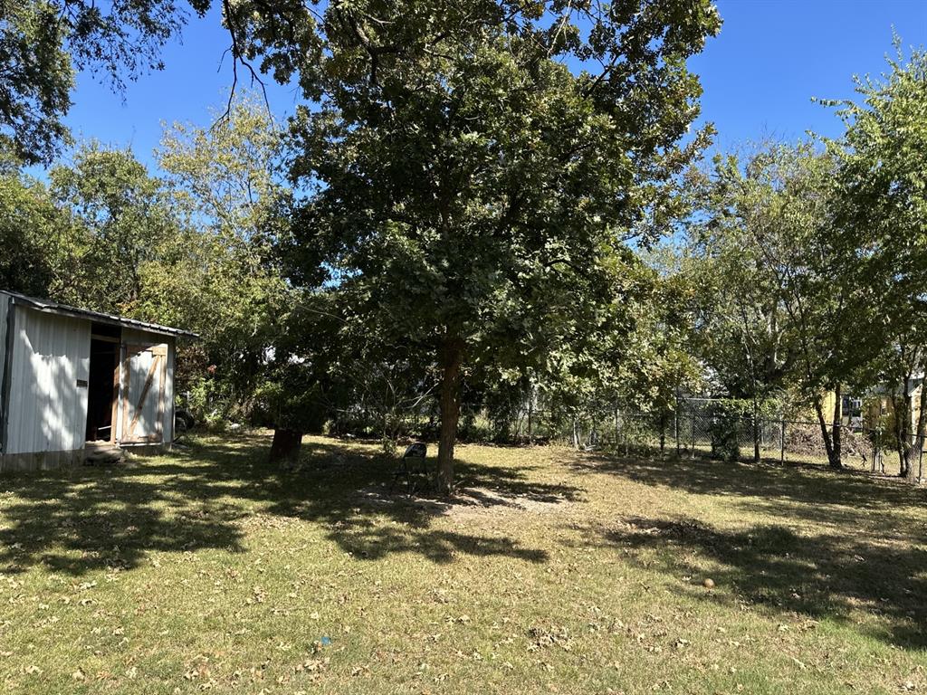 Orig Town Of Wolfe City - Residential