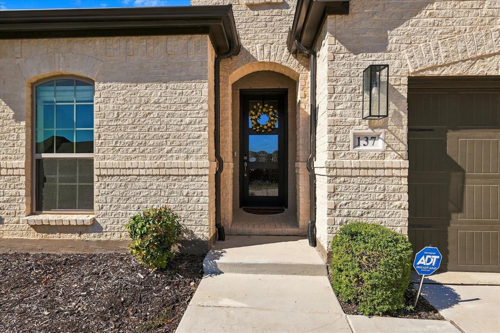 137 Chisos Court