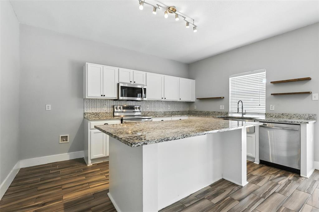 10152 Chapel Rock Drive