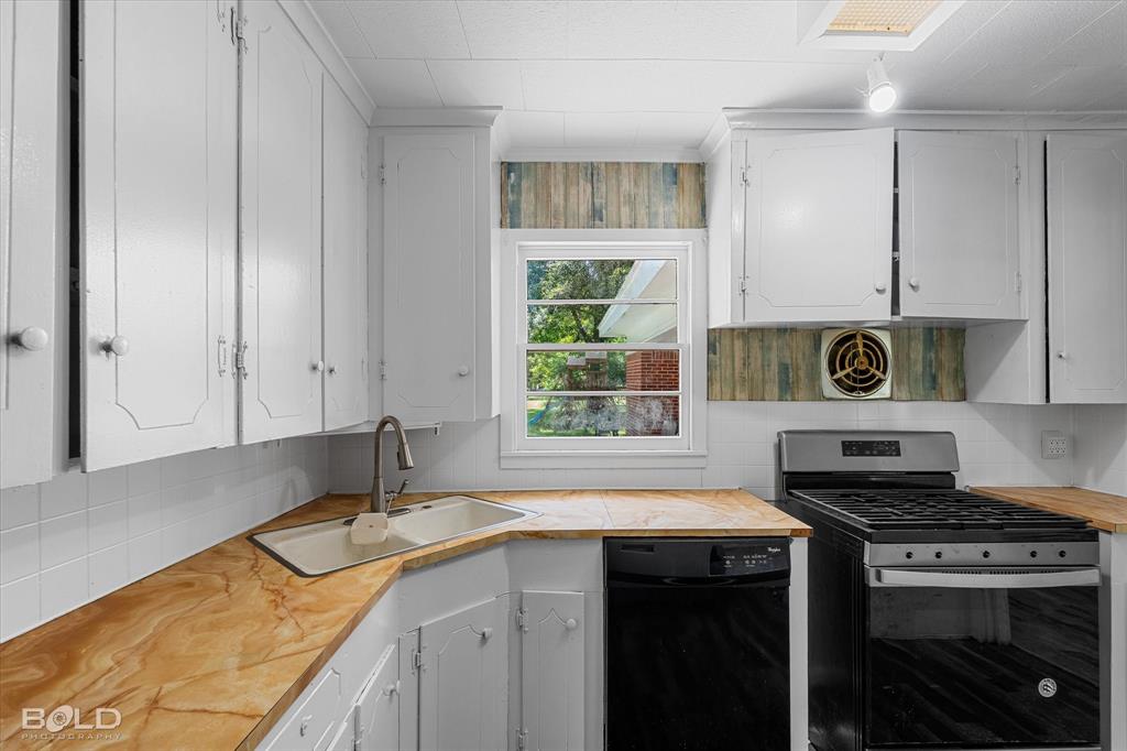 Coushatta, Louisiana 71019, United States, 3 Bedrooms Bedrooms, ,1 BathroomBathrooms,Residential,Active,194951