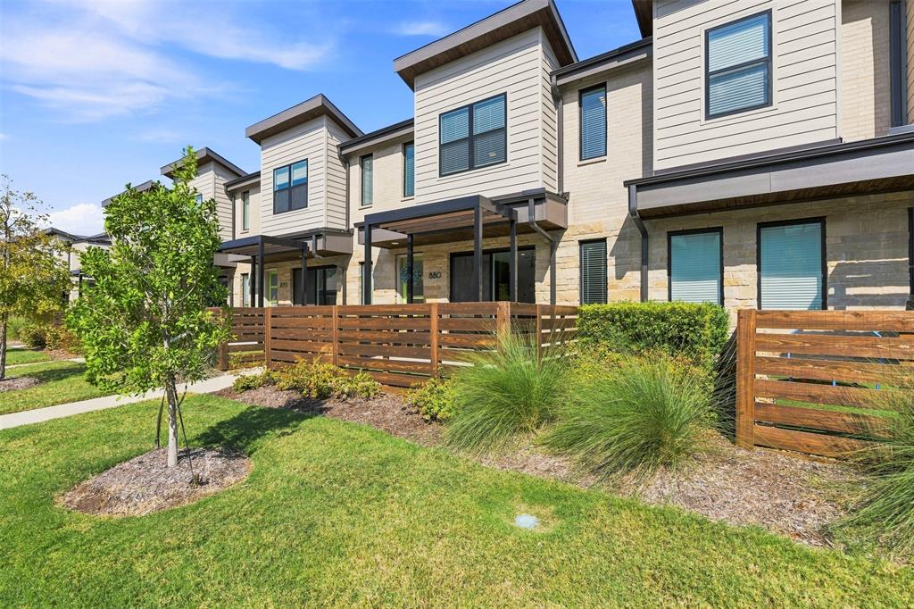 880 Dulaney Court
