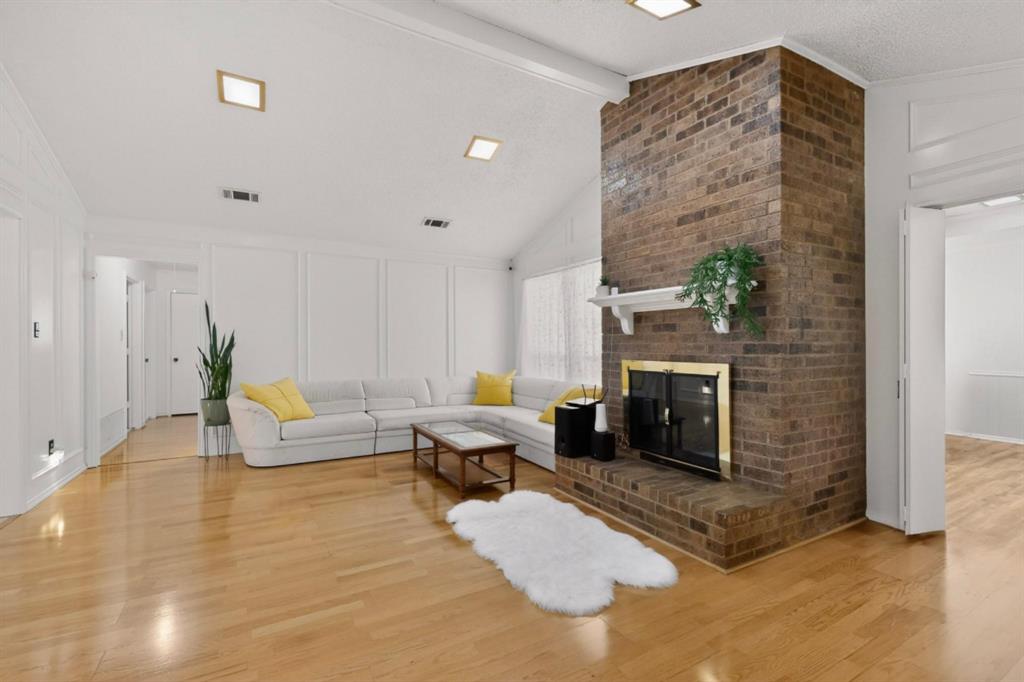 1604 Meadowgate Drive