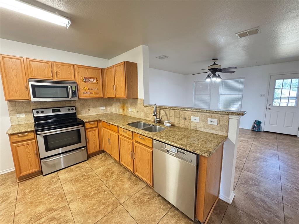 Sendera Ranch - Residential