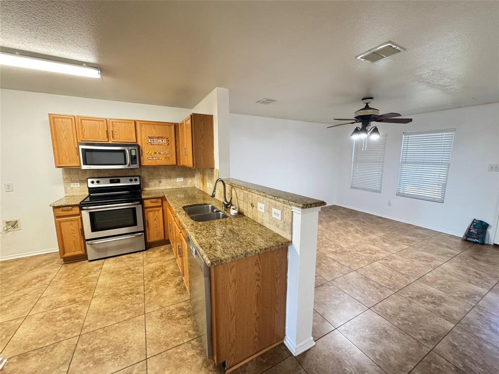 Sendera Ranch - Residential