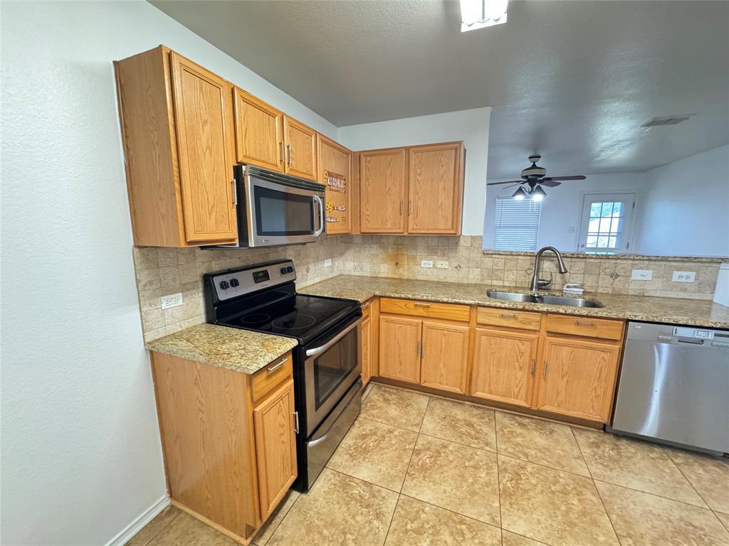 Sendera Ranch - Residential