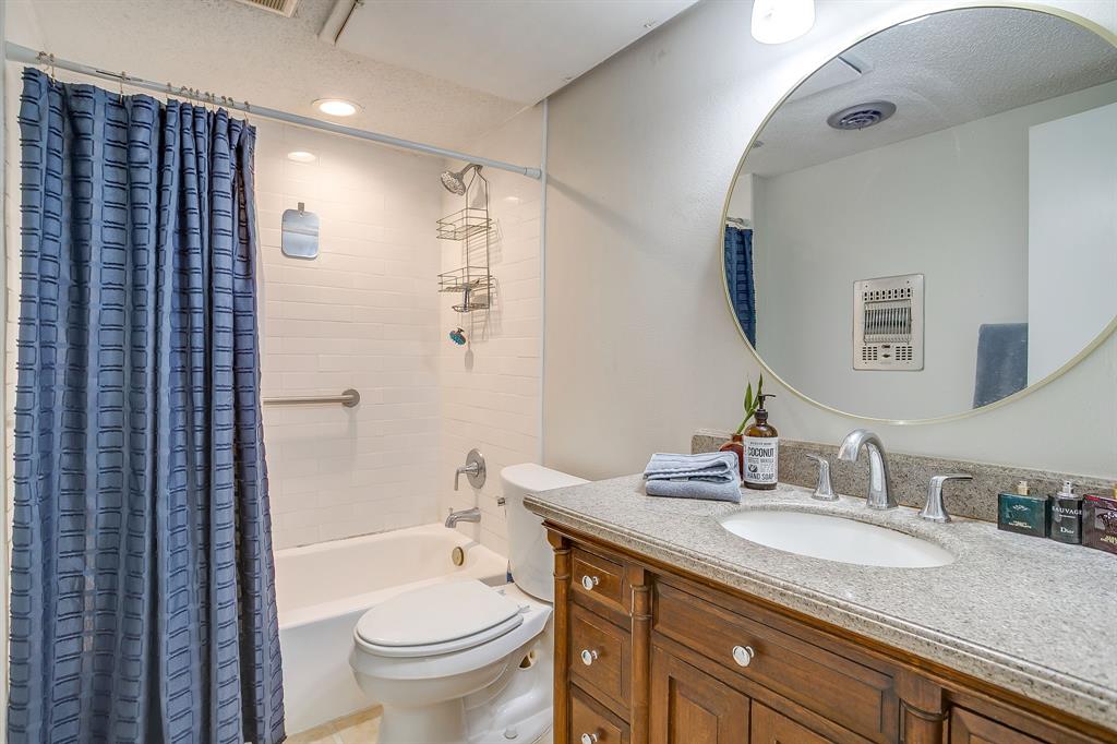 Royale Orleans North Condo - Residential