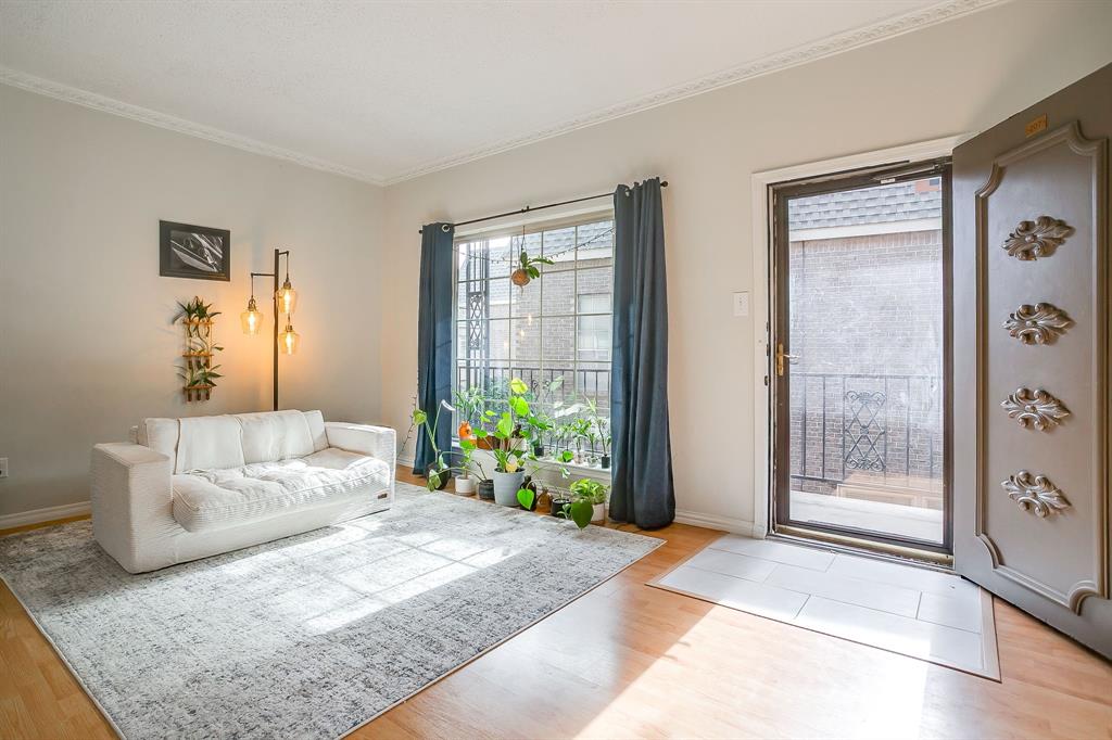 Royale Orleans North Condo - Residential