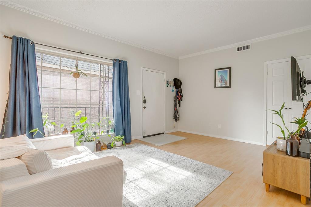 Royale Orleans North Condo - Residential