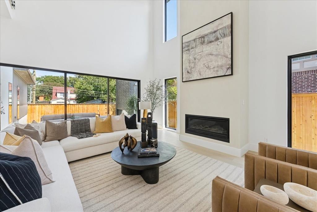 Coronado Hills - Residential