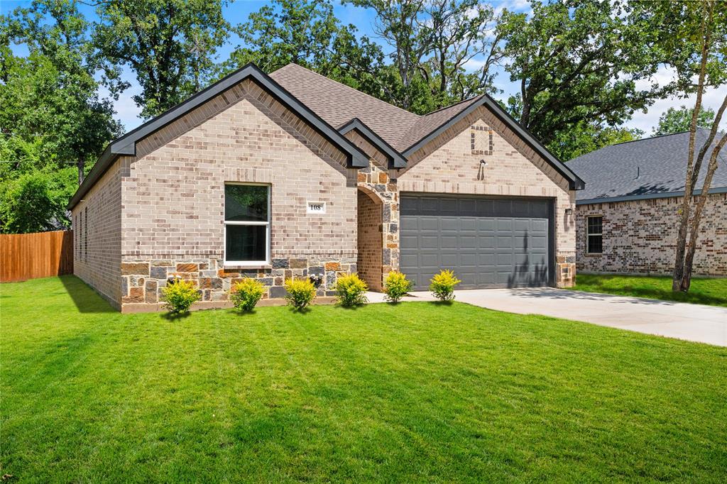 108 Lakeview Drive