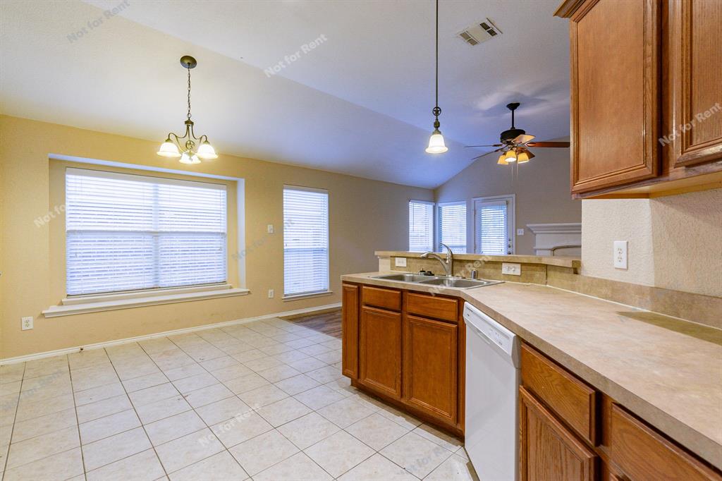 Mistletoe Hill Ph I & II - Residential