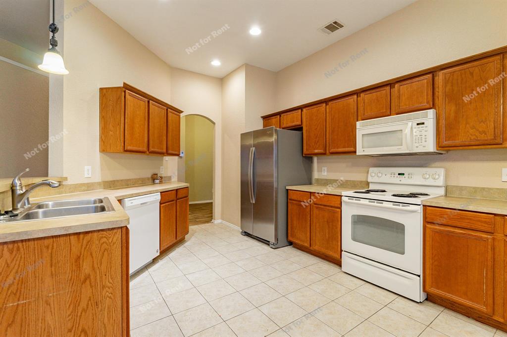 Mistletoe Hill Ph I & II - Residential