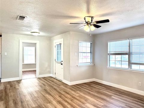 Tiny photo for 4517 Sherwood Drive, Mesquite, TX 75150 (MLS # 21197474)