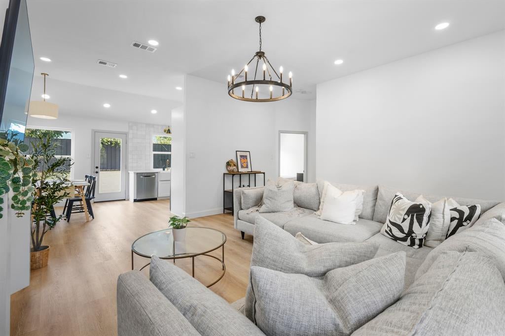 314 E Center Street