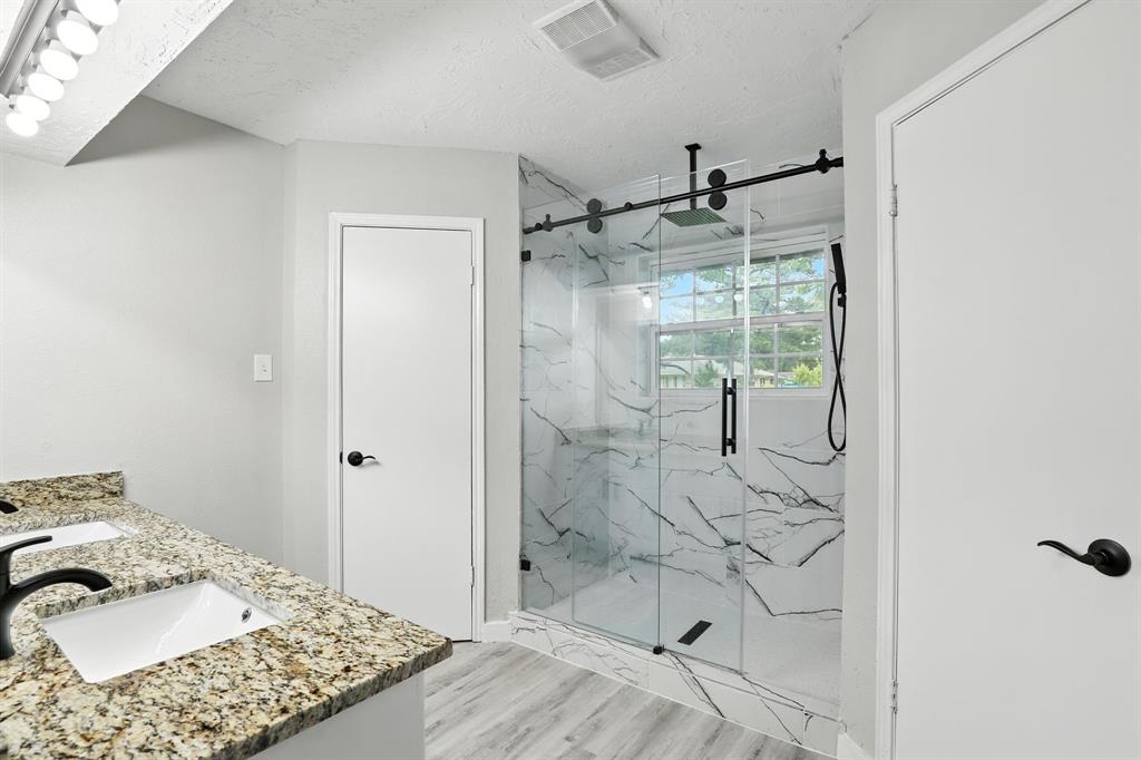 Oak Creek Estates - Residential