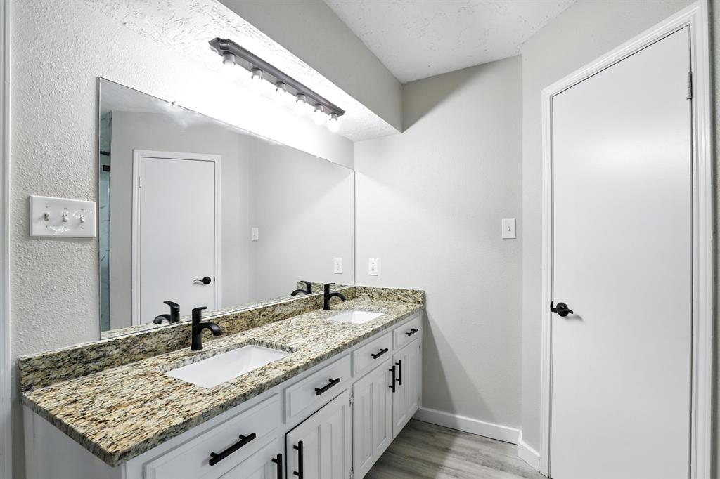 Oak Creek Estates - Residential