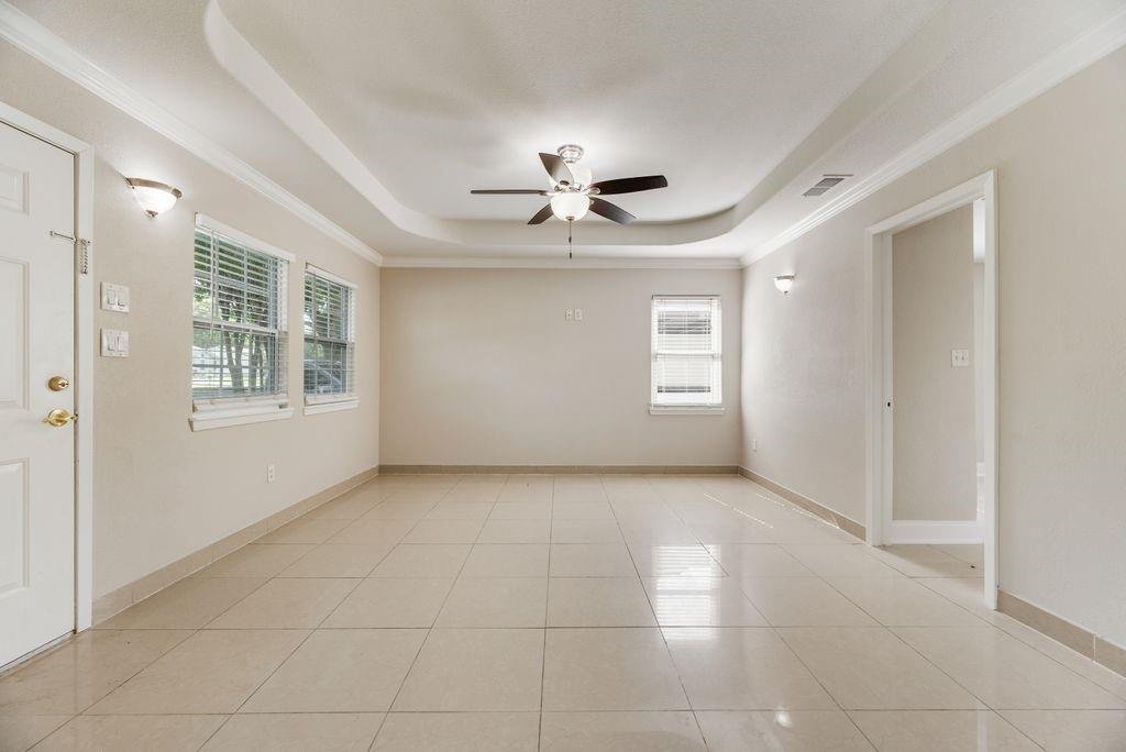 121 Dallas Drive