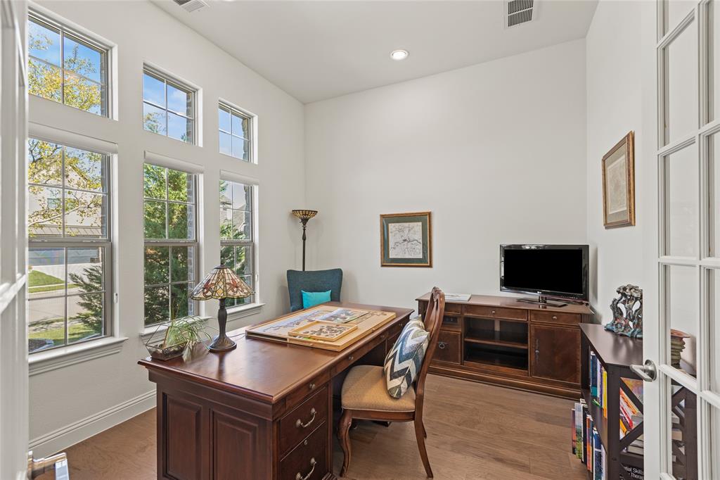 4828 Sunnybrook Drive