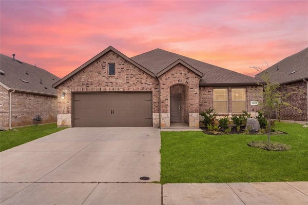 9805 QUAIL POINTE RD, AUBREY, TX 76227 - Image 5d01d0e4123a5cccc3c4b651c21cbabc/3969470777
