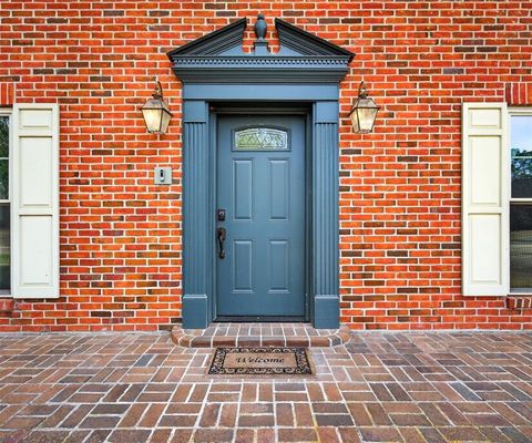 72 Spring Lake Way Shreveport LA 71106