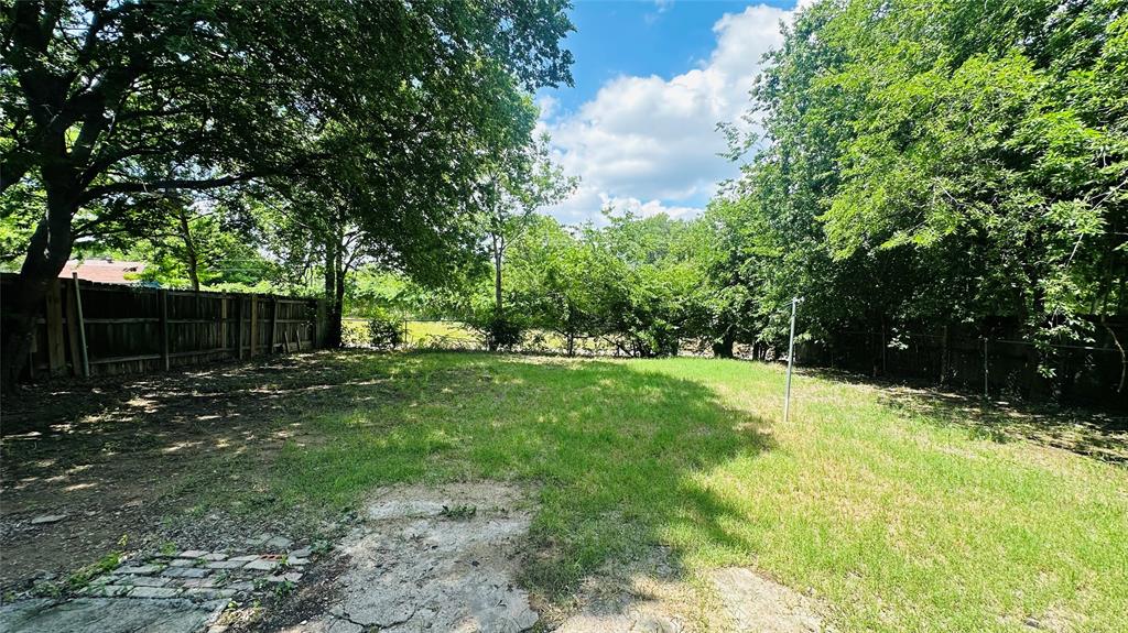 914 Clark Trail