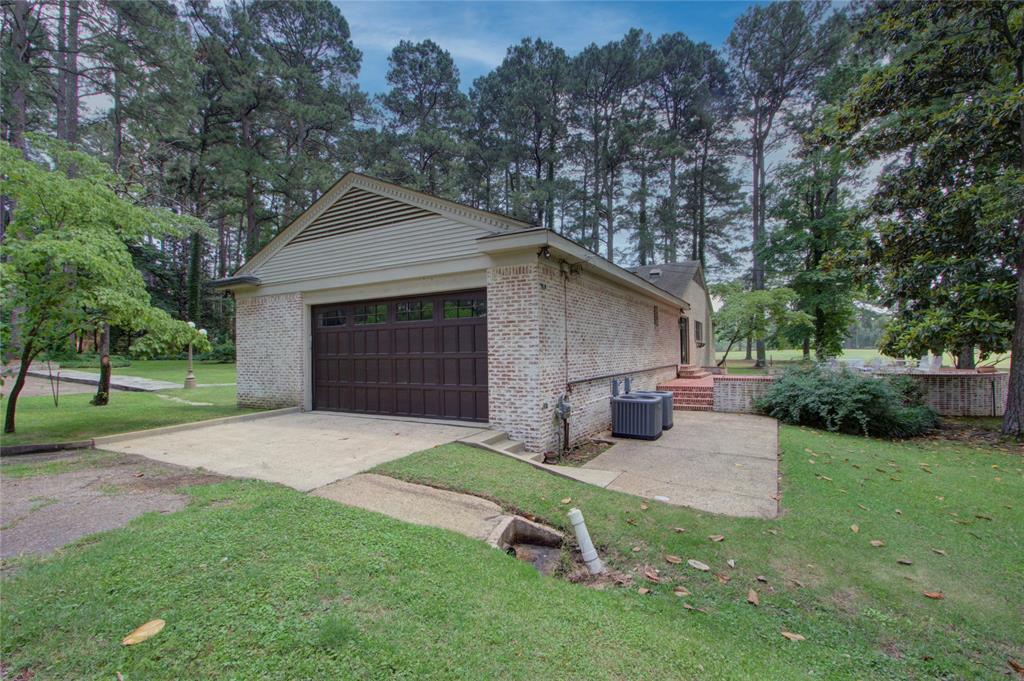 Country Club - Residential