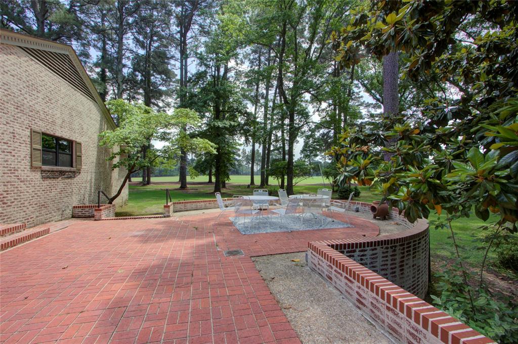 Country Club - Residential