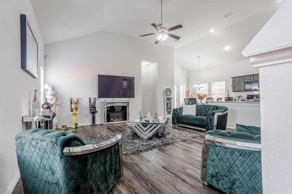 Worth Hills Add - Residential Lease