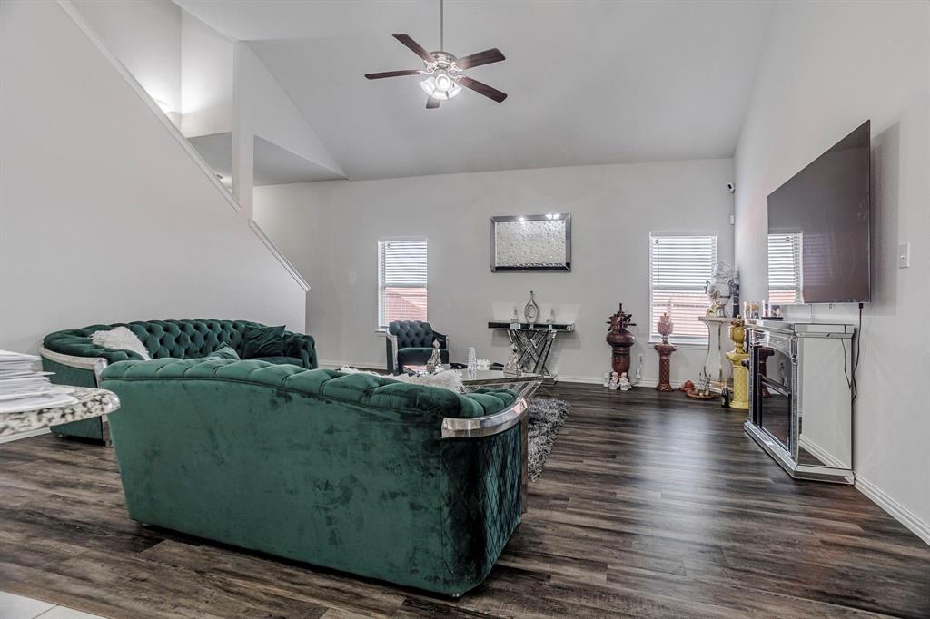 Worth Hills Add - Residential Lease