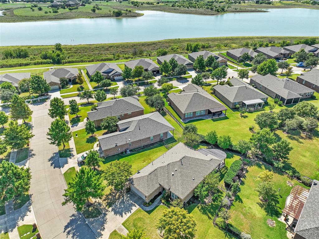Frisco Lakes By Del Webb Villa - Residential