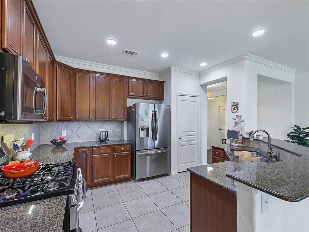 Frisco Lakes By Del Webb Villa - Residential