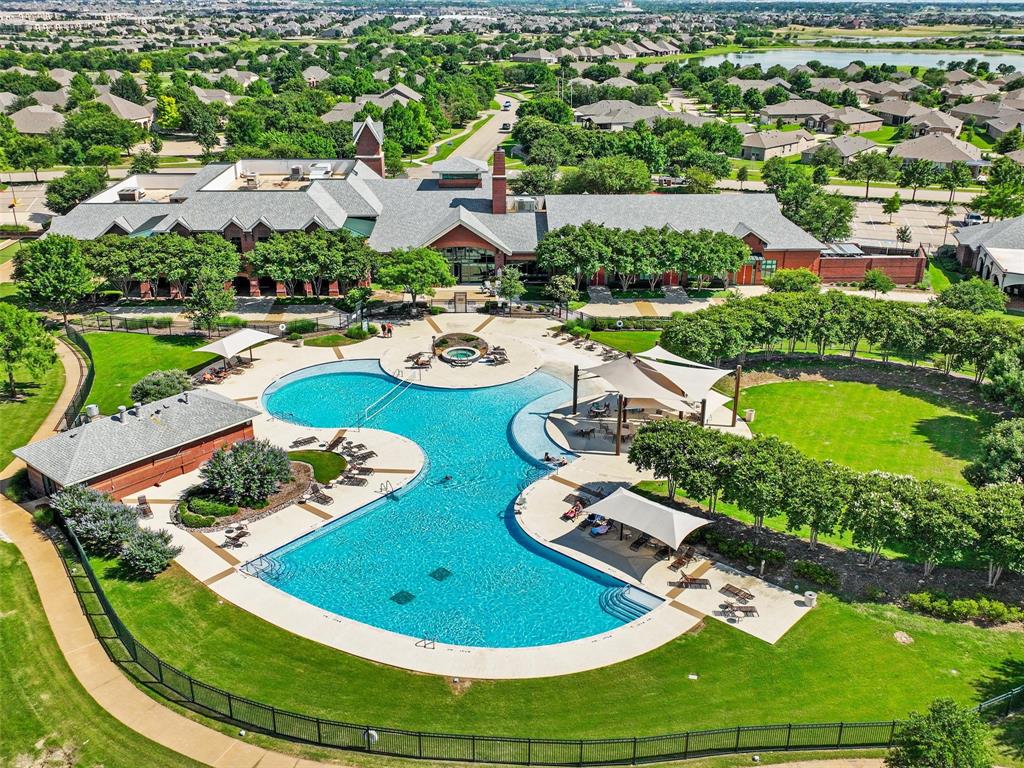 Frisco Lakes By Del Webb Villa - Residential