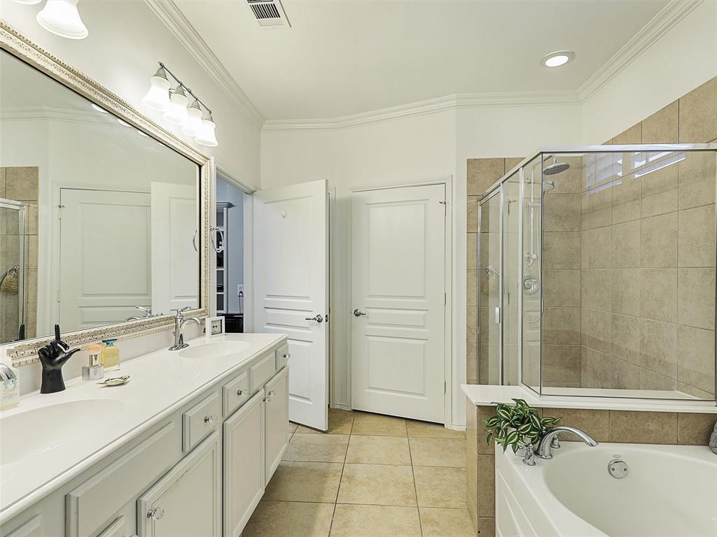 Frisco Lakes By Del Webb Villa - Residential