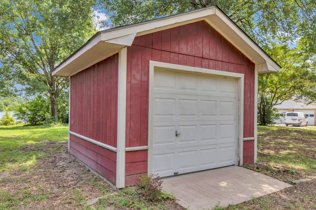 12051 W Lake Drive
