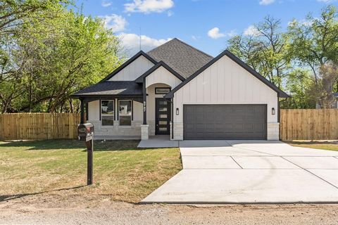 5747 Waddell Street Sansom Park TX 76114